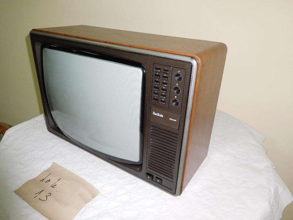 TV Antiga Marca Radiola