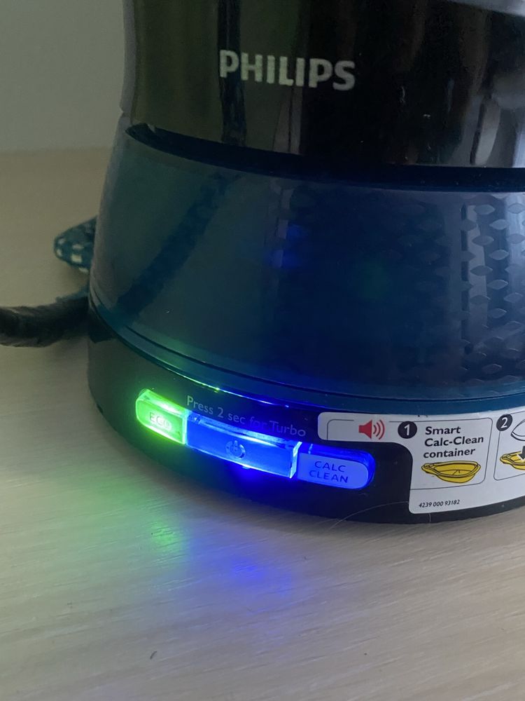 Праска з парогенератором Philips GC7833 справний стан