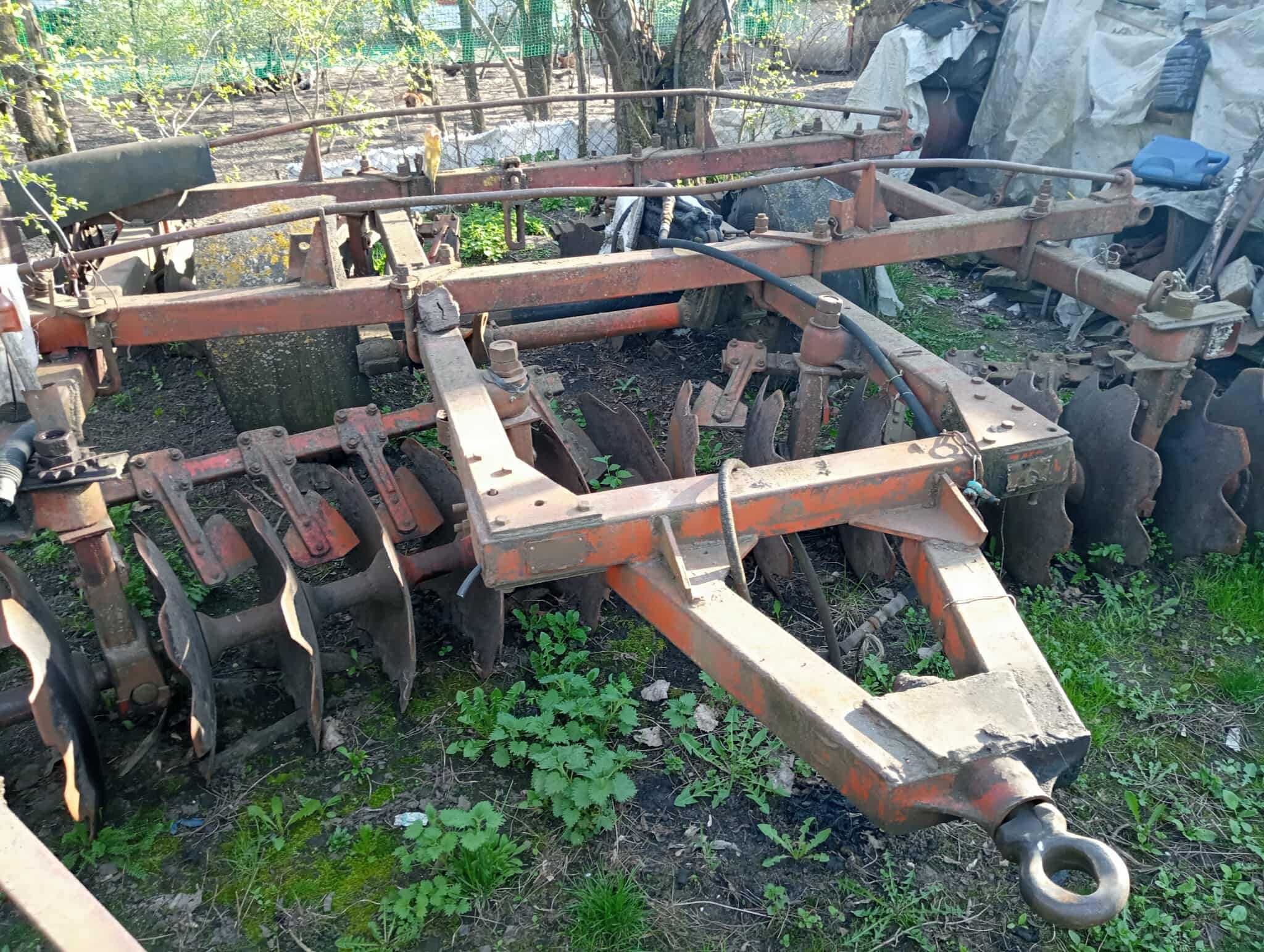 Дискова борона БДТ (серединка).