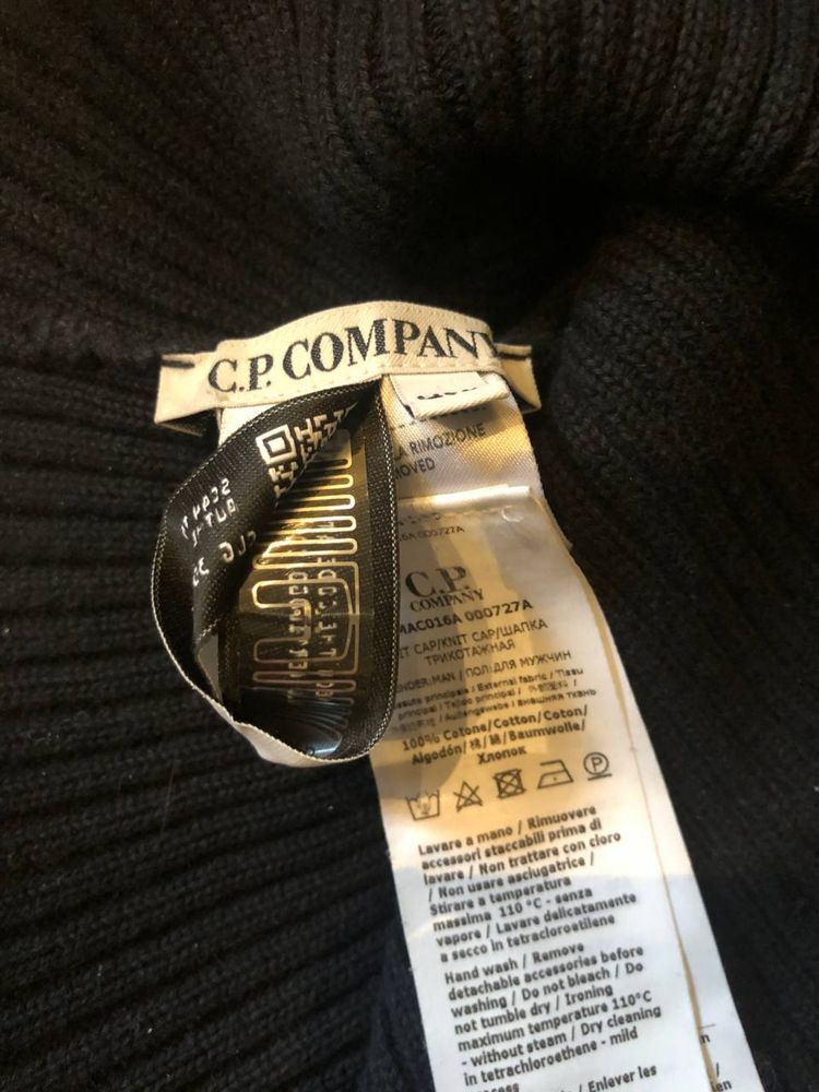 шапка cp company original