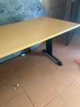mesa escritorio  em bom estado