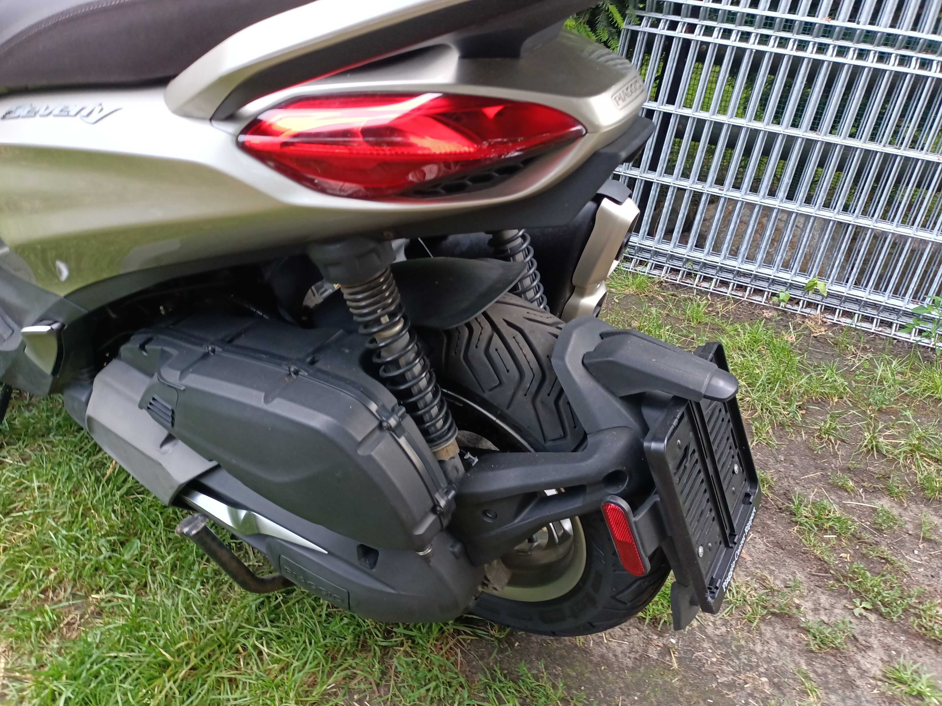piaggio beverly 400  jak nowy