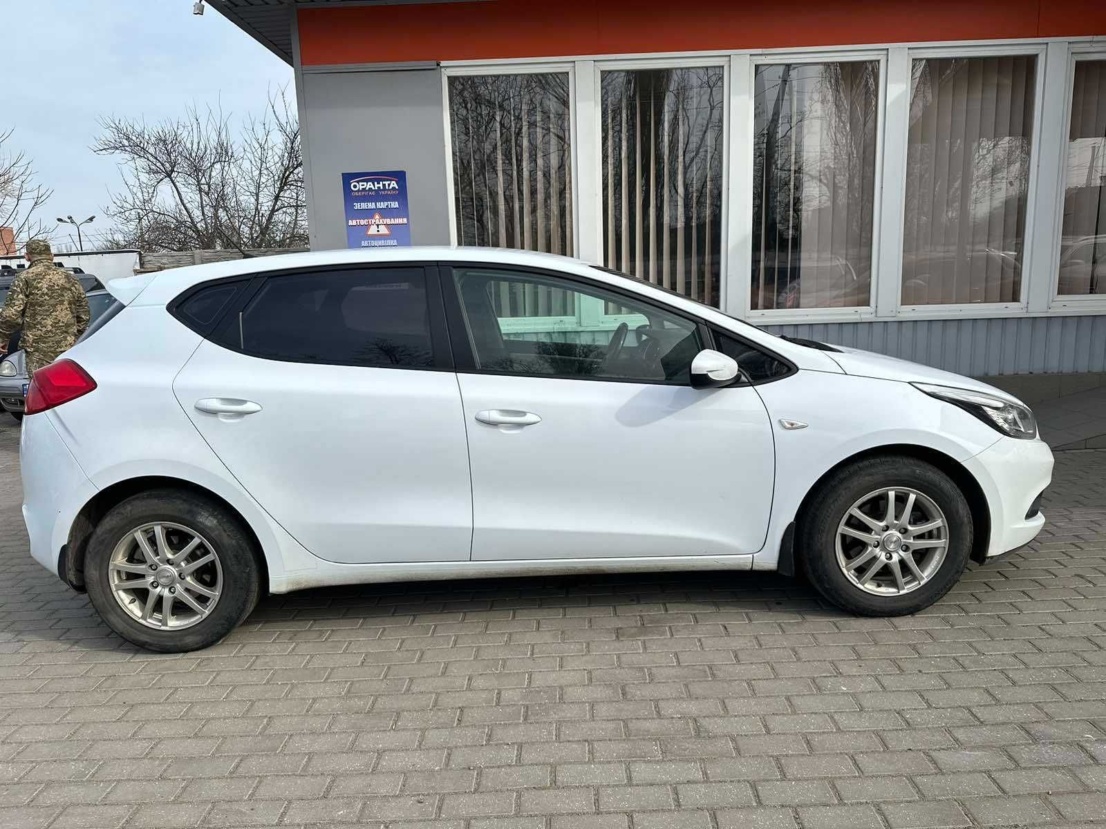 Kia Ceed 2013 рік, 1.6 дизель Хороший стан!