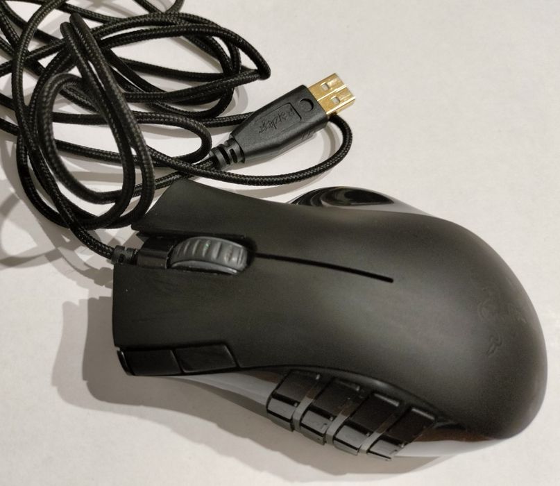 Игровая RAZER Naga MMO Gaming (дефект)