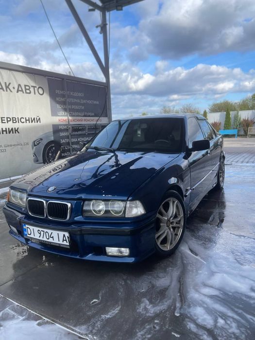 Продам. BMW e36.