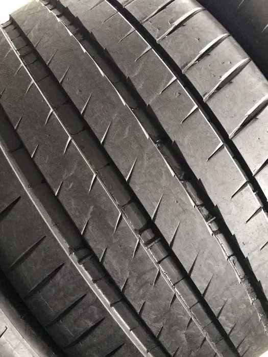 Купить разноширокий комплект БУ шин резины 255/40 R21 + 235/45 R21