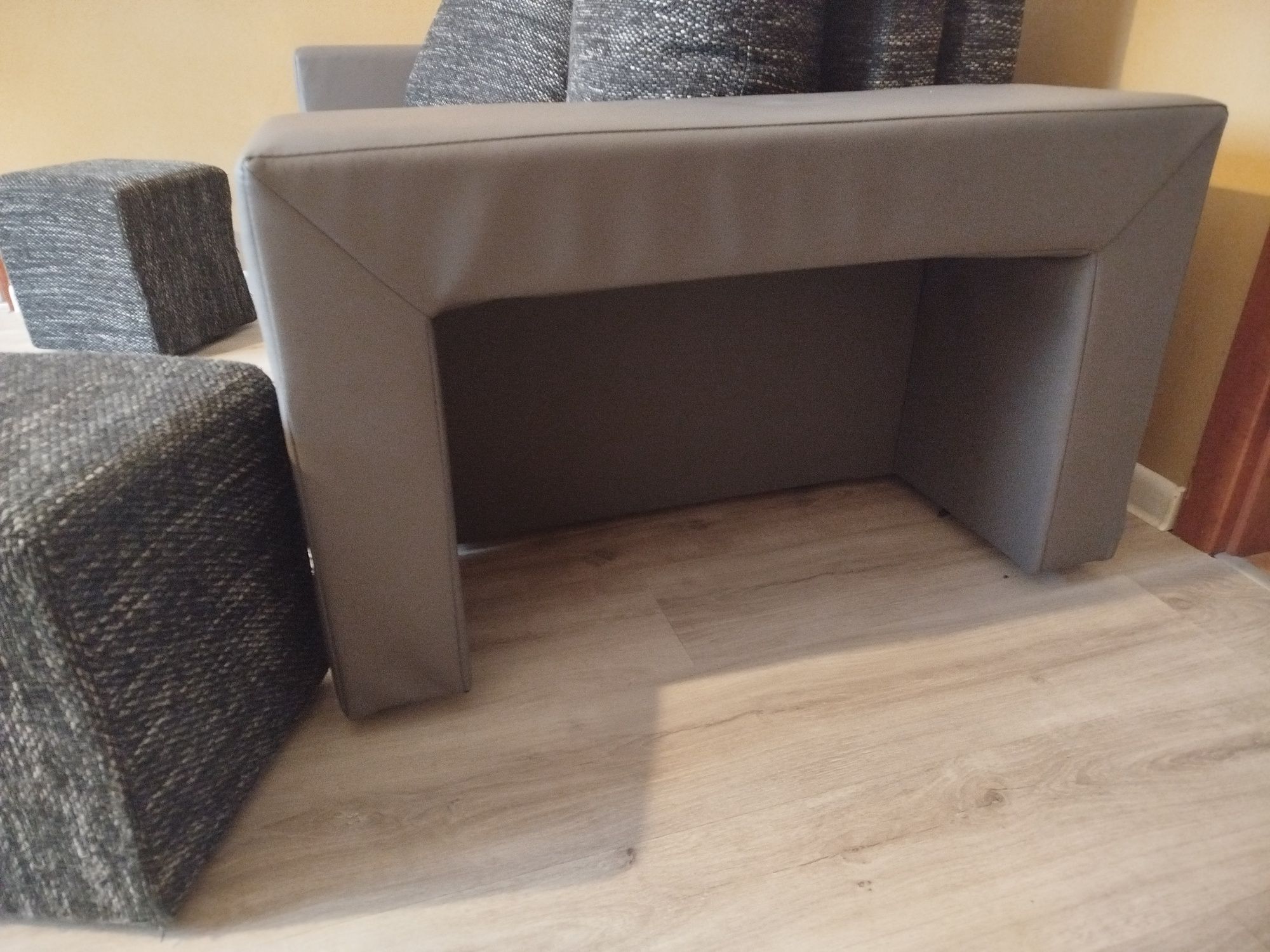 Sofa z funkcją spania