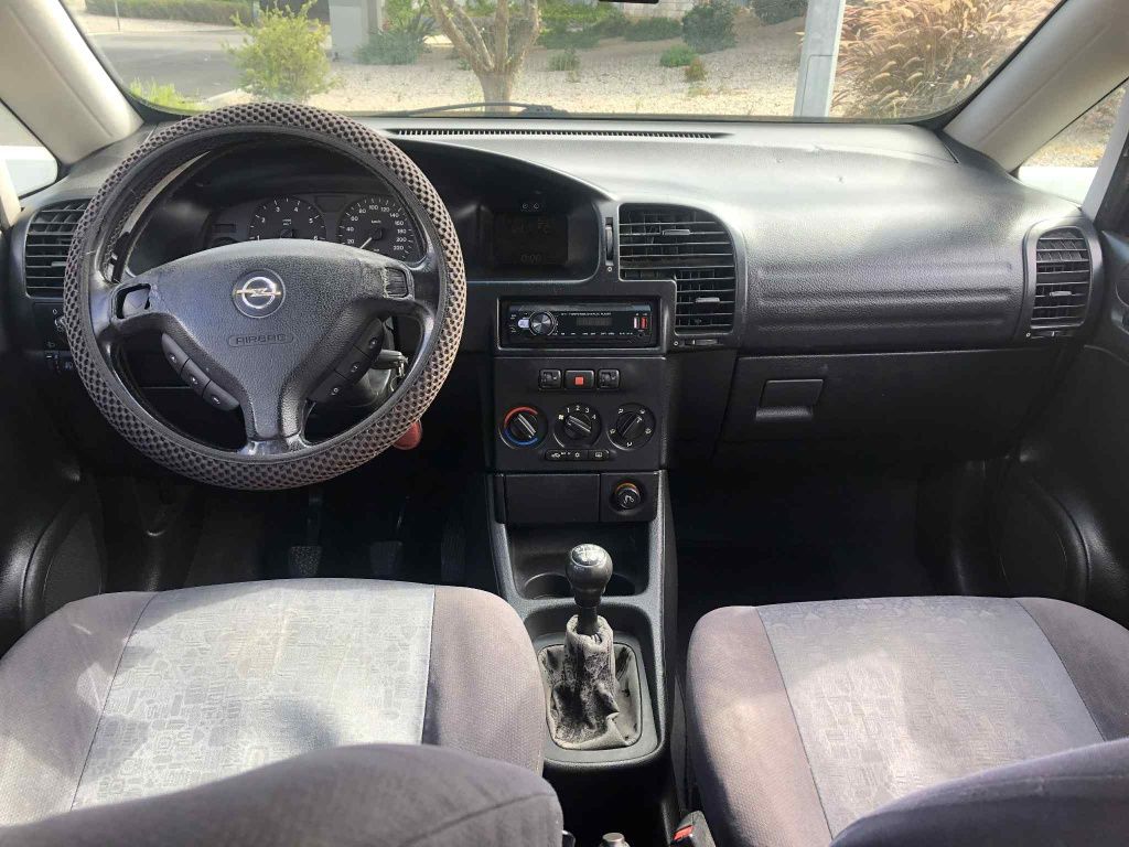 Opel zafira 1600