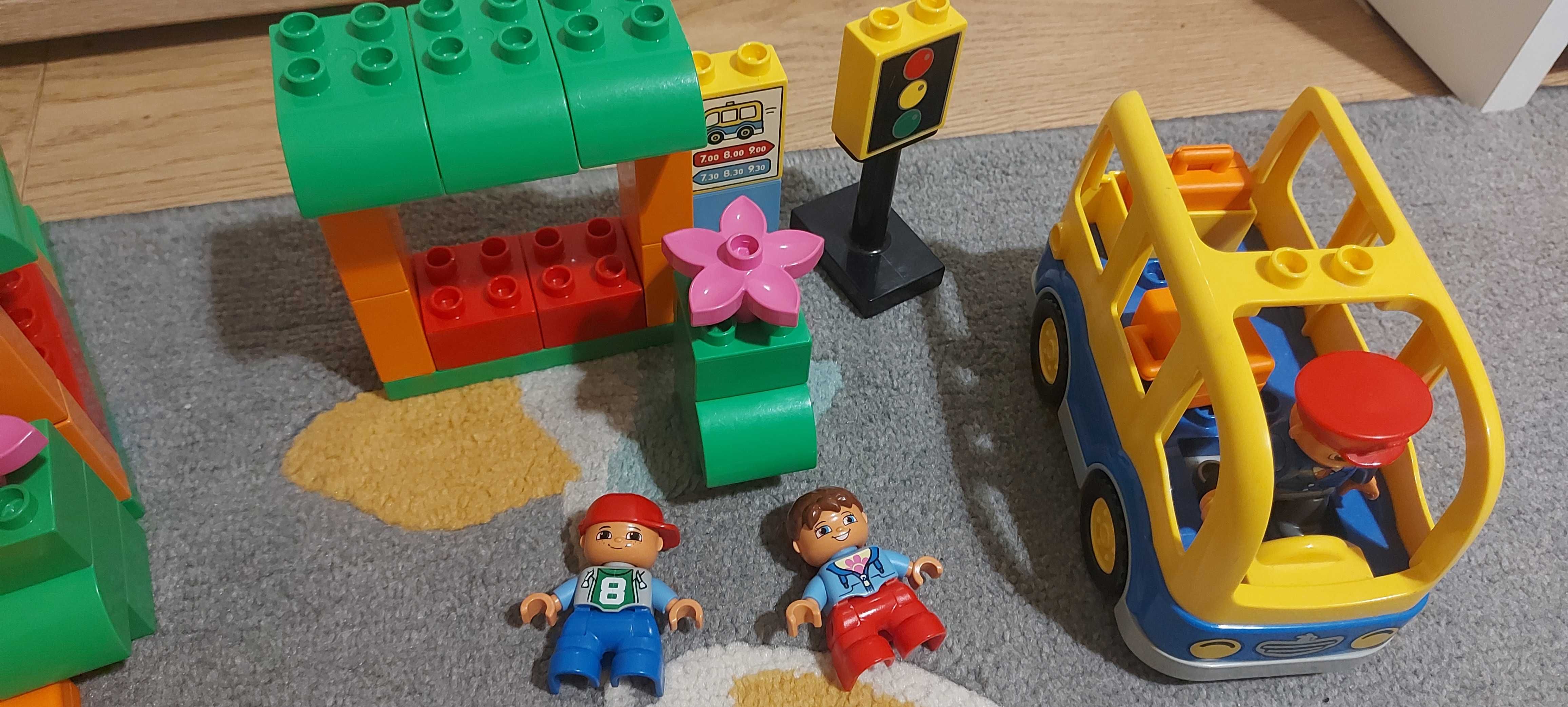 Lego duplo autobus szkolny nr 10528