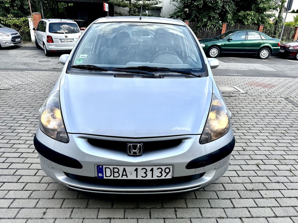 Śliczna honda jazz 1.3 145 tys km klimatyzacja zadbana !