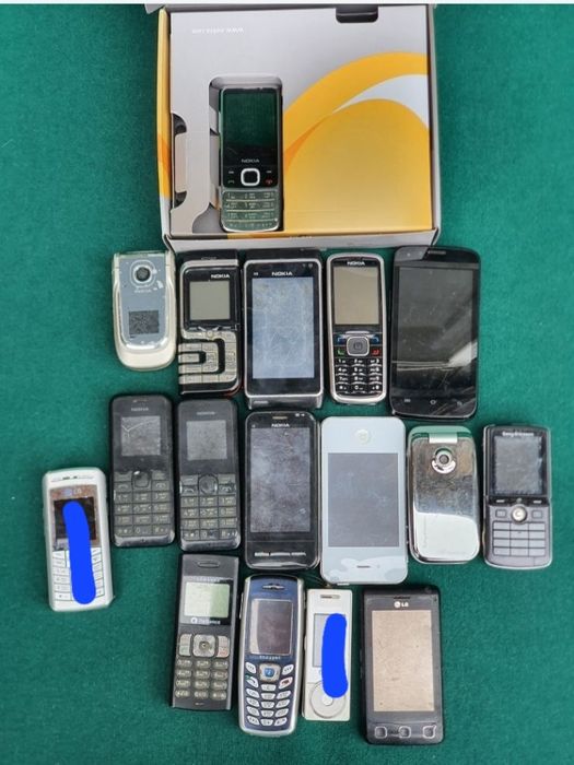 Ретро телефон в коллекцию