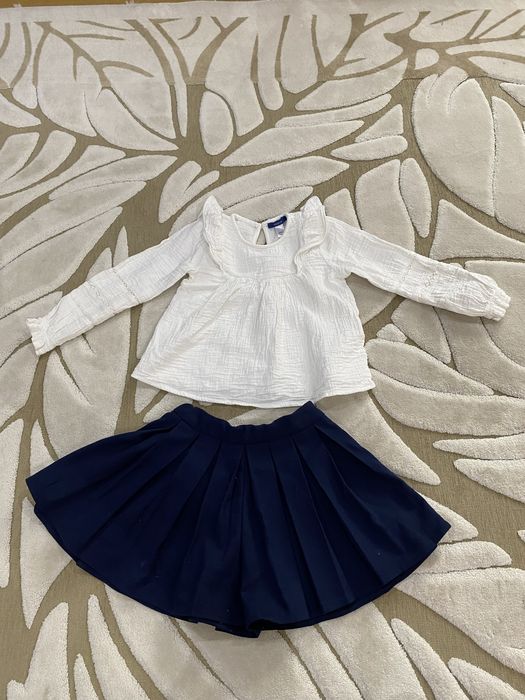 Elegancki komplet spodniczka i koszula rozmiar 104