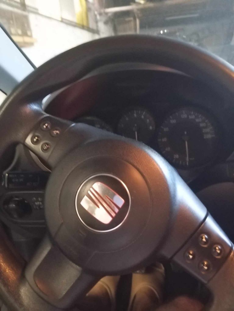 Vendo Seat Leon 1.4 Negociável