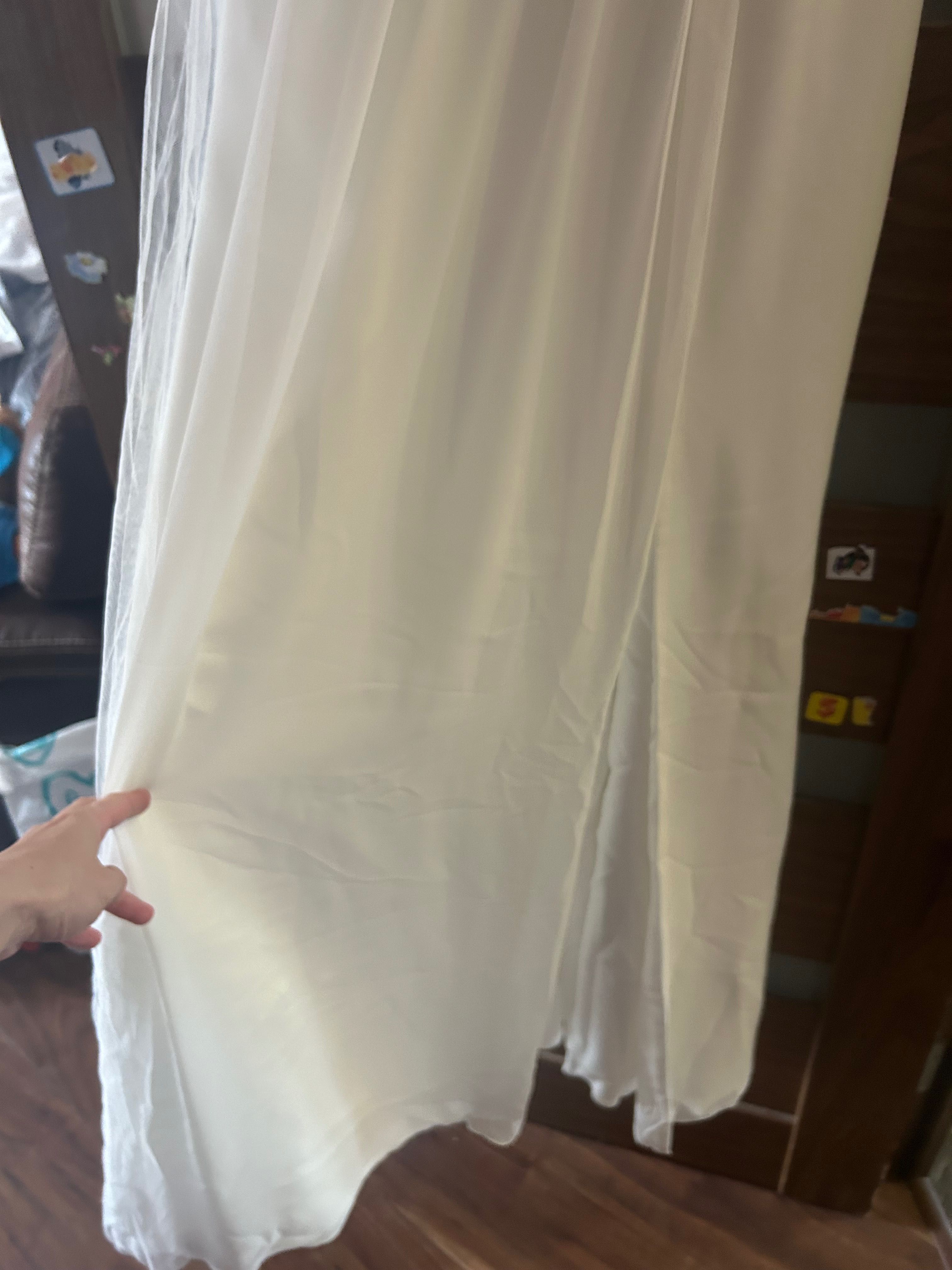 Весільна сукня з фатою не вінчаною біла з розрізом розмір S