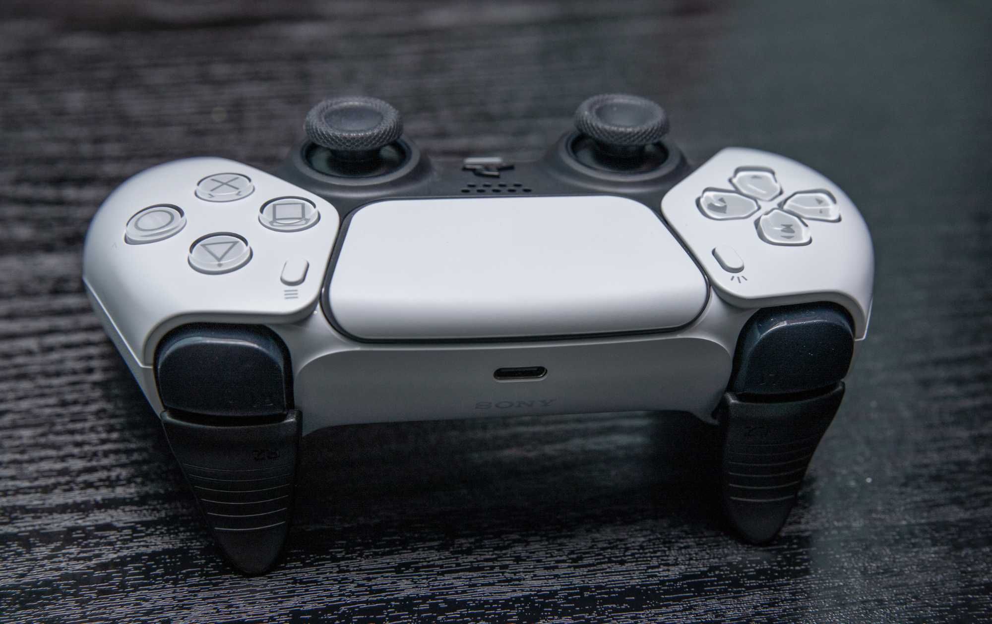 Чехол силиконовый для джойстика с накладками Dualsense Playstation 5