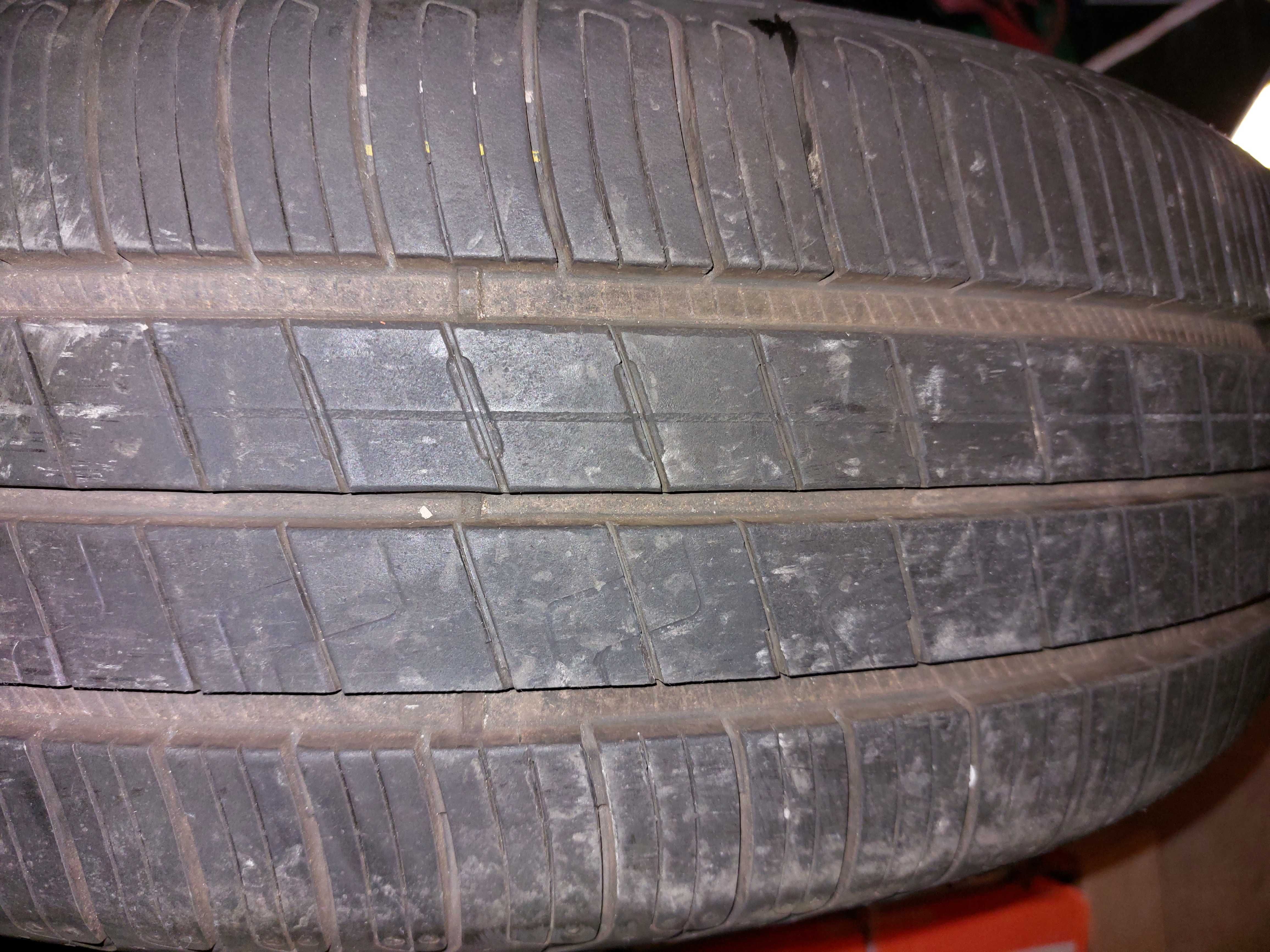 Opony letnie Goodyear 195/60 R18 2021r.