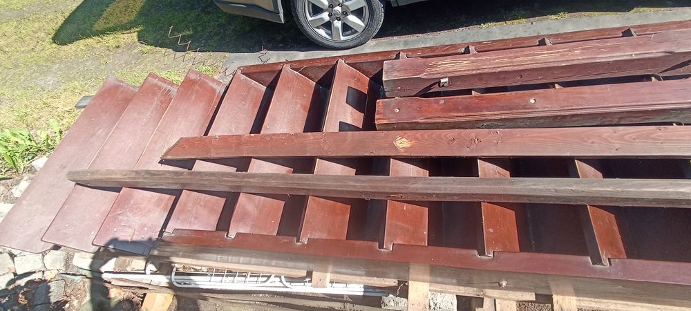 Schody dębowo bukowe