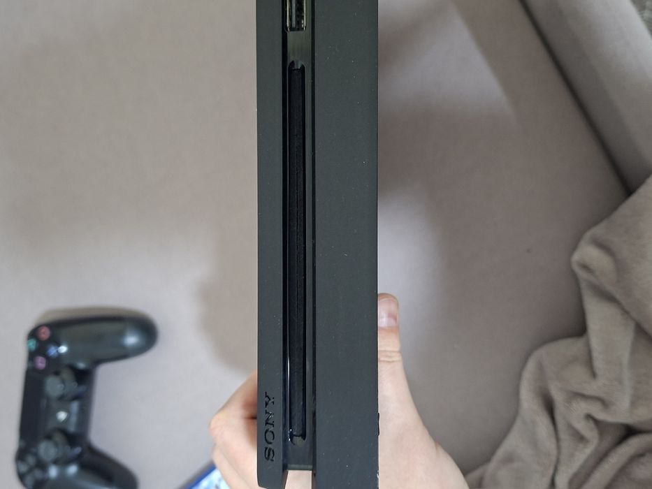 PS4 Slim (500 gb)+геймпад оригінал