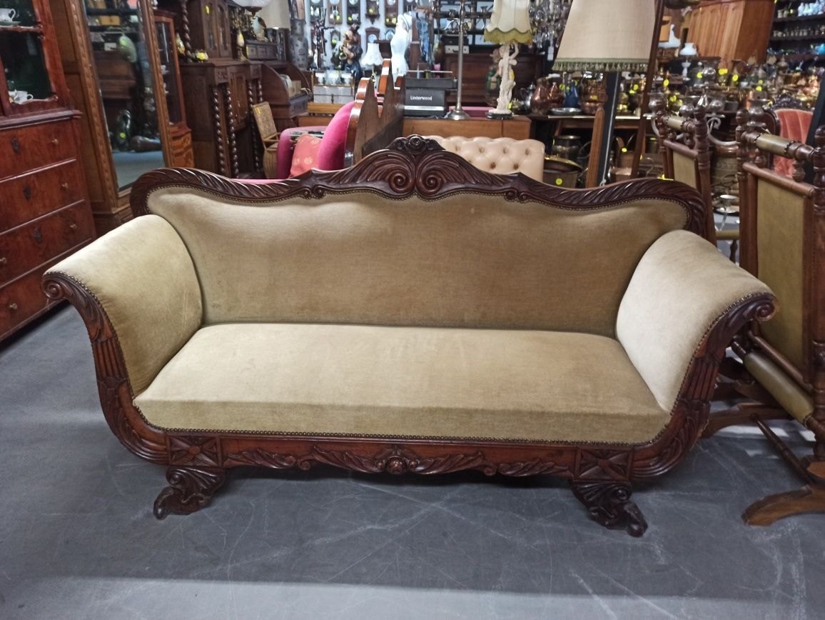 Kanapa, stara rzeźbiona sofa