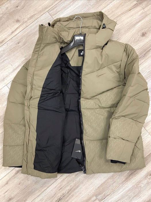 Бежева Зимова тепла чоловіча куртка розмір М,L,XL,XXL,3XL nike