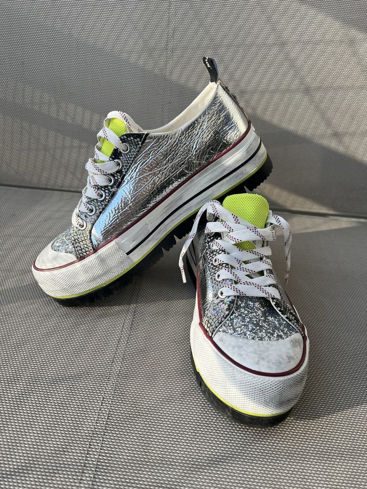 Tenis Desigual Silver