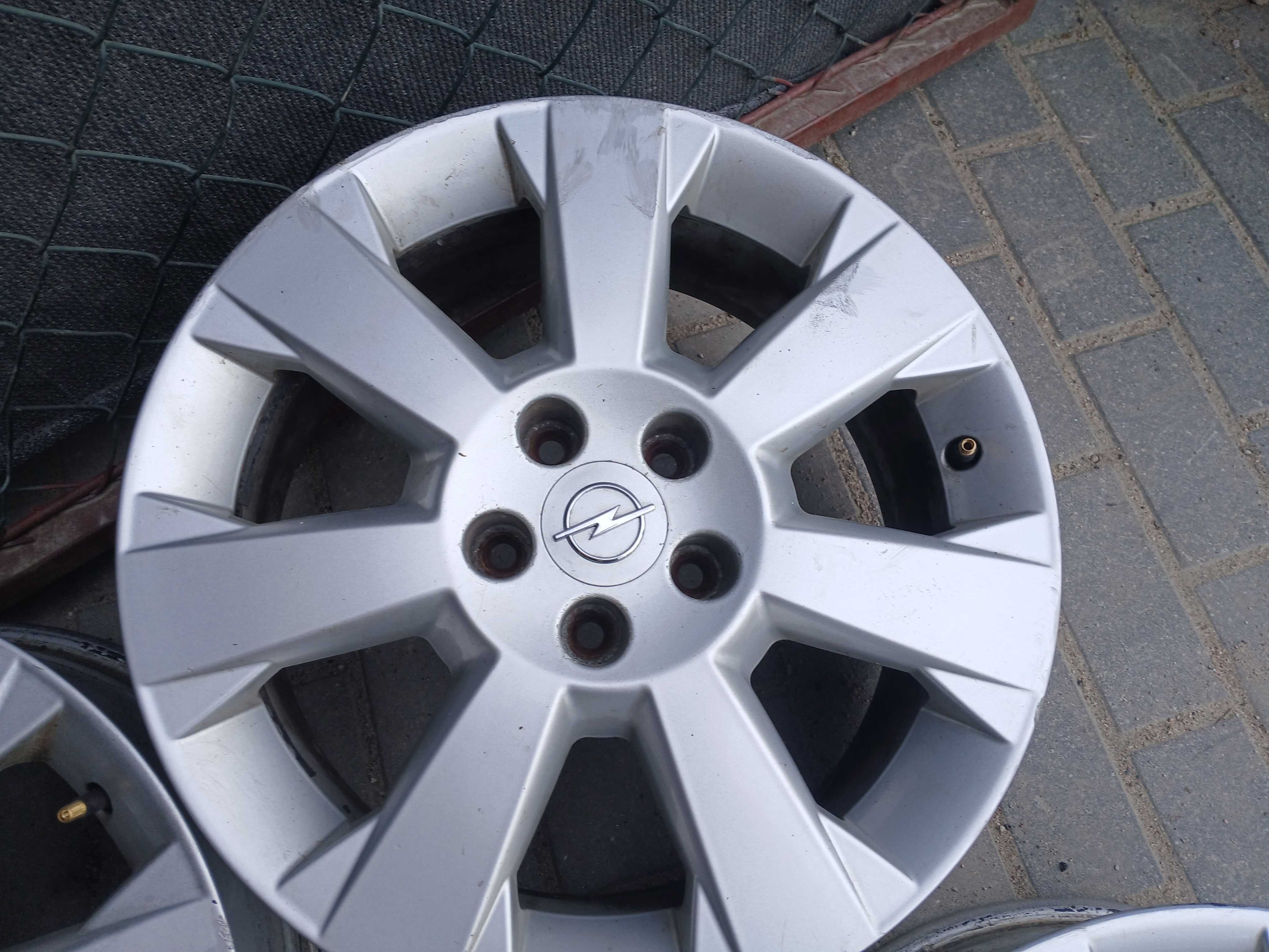 4x felgi R17 5x110 Opel Astra H Zafira Meriva Vectra C Saab