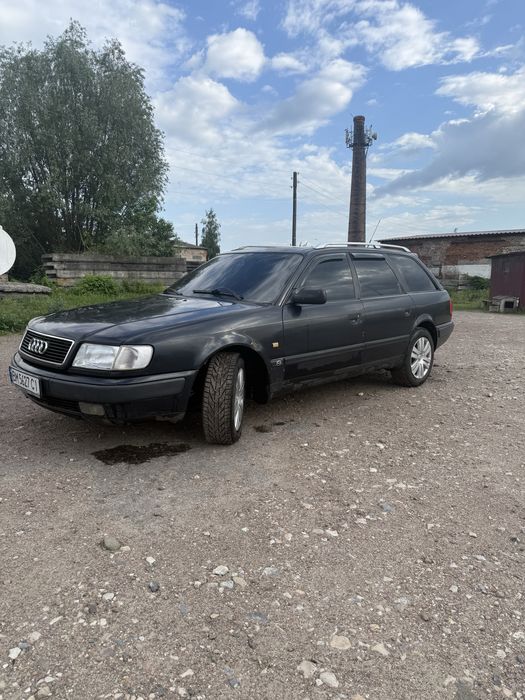 Audi 100 C4 1992 год 2.0 16кл .,газ/бенз