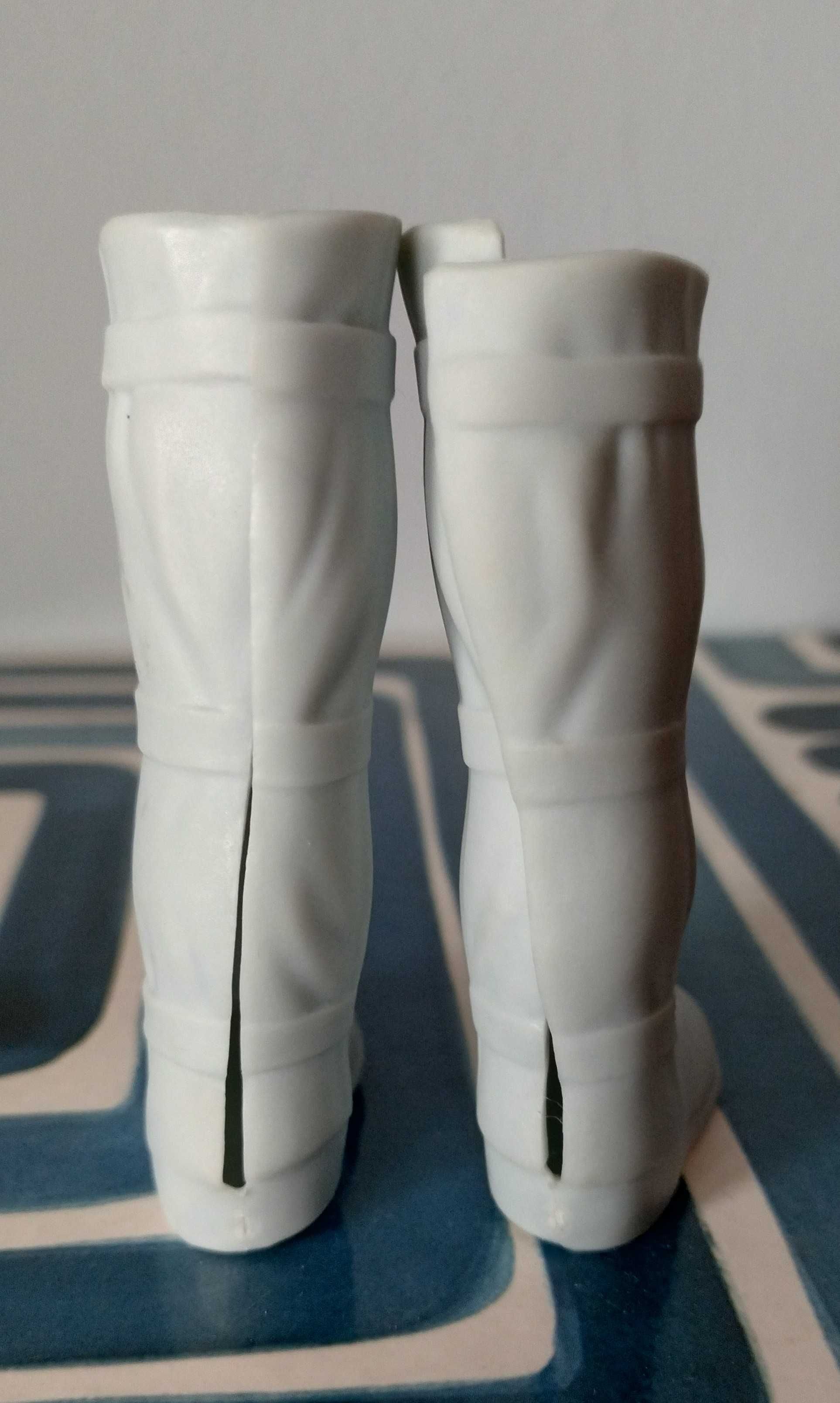 Buty dla lalki figurka Hasbro Star Wars Leia Organa Droid buciki lalka