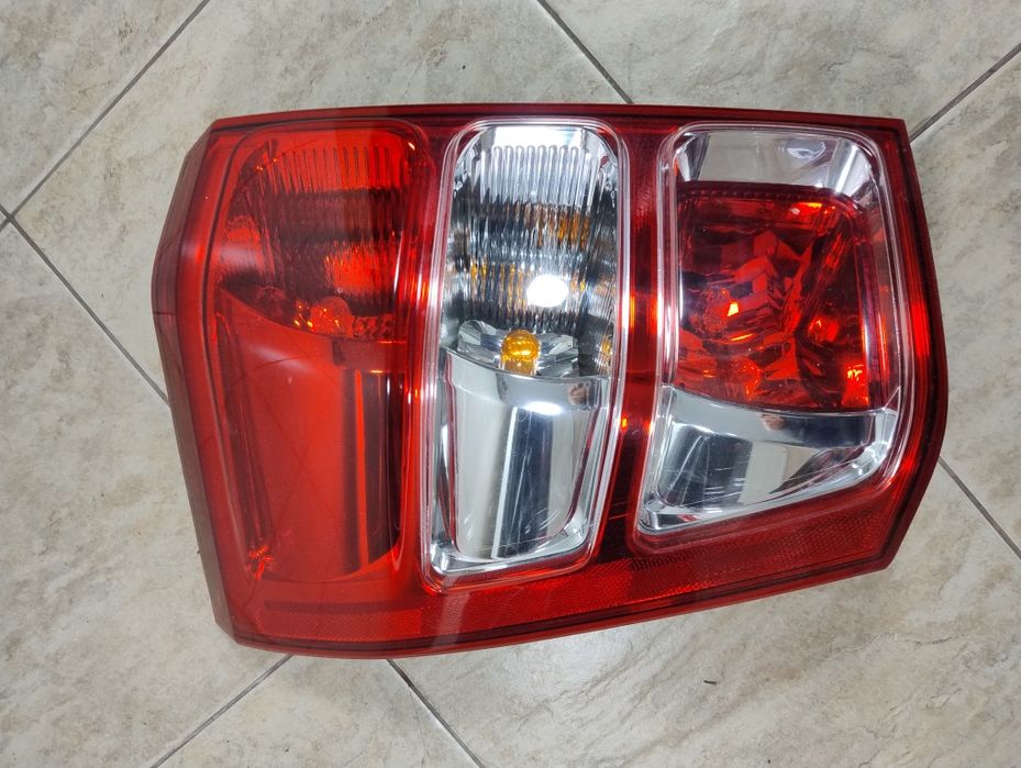 Suzuki grand Vitara 2 II lampa tył lewa Europa oryginał wysyłka OLX
