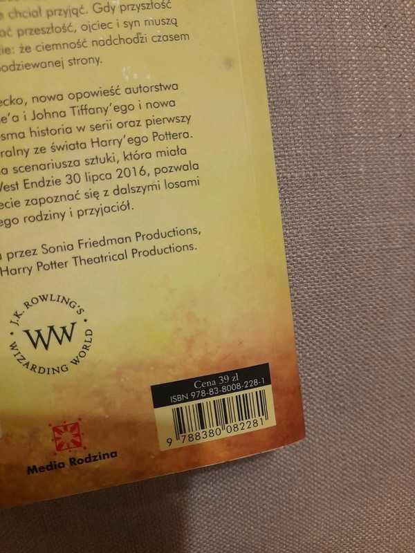 Książka Harry Potter przeklęte dziecko