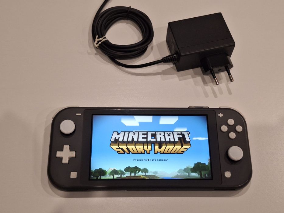 Nintendo Switch Lite - Cinza