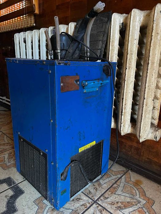 Пивний холодильник із системою