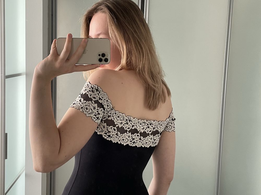 Боді з мереживом від intimissimi