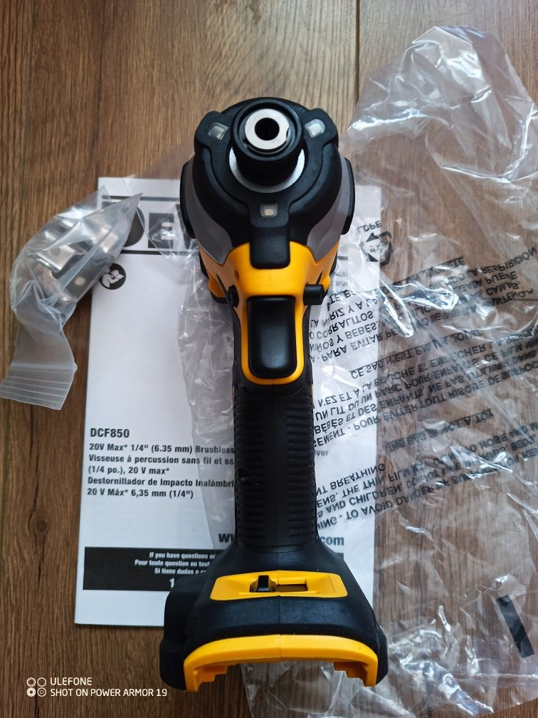 Dewalt dcf850 20V Brushless impact driver