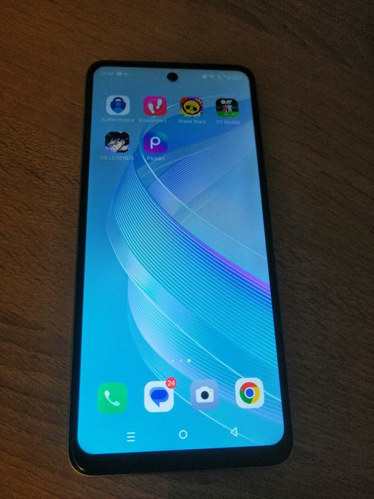 Telefon Infinix smart 8