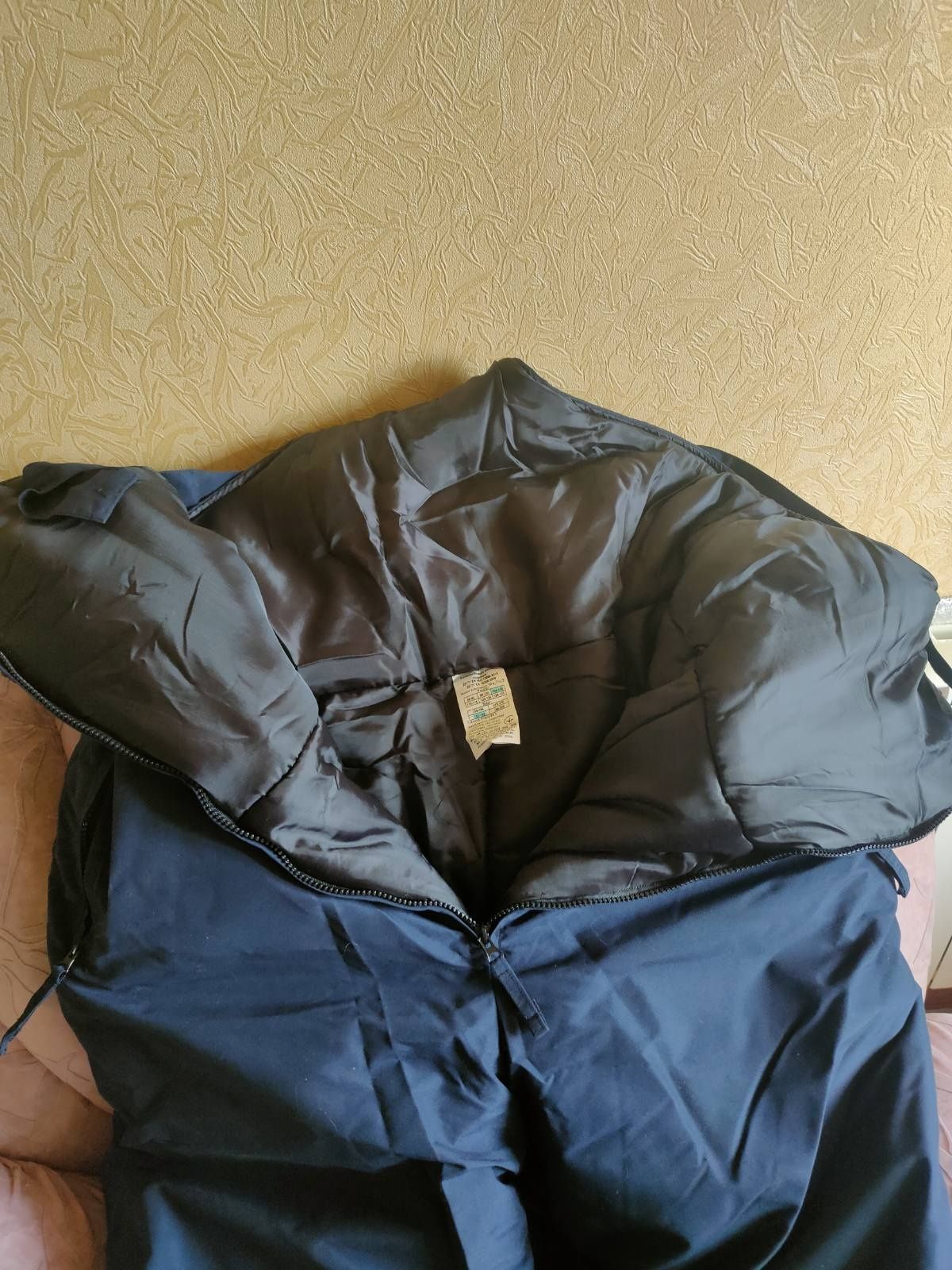 Продам зимнюю форму