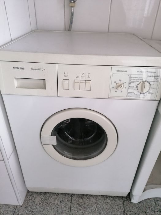 Máquina de lavar roupa Siemens