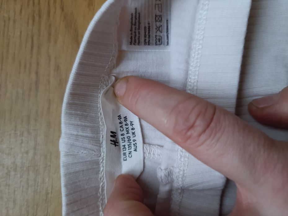 Довжина 66, напівобхват талії 24-32.