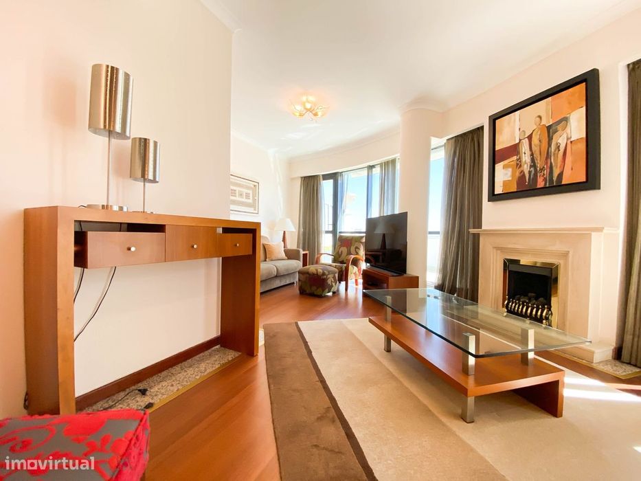 Penthouse Exclusiva com Vista Panorâmica  -   Parque das Nações