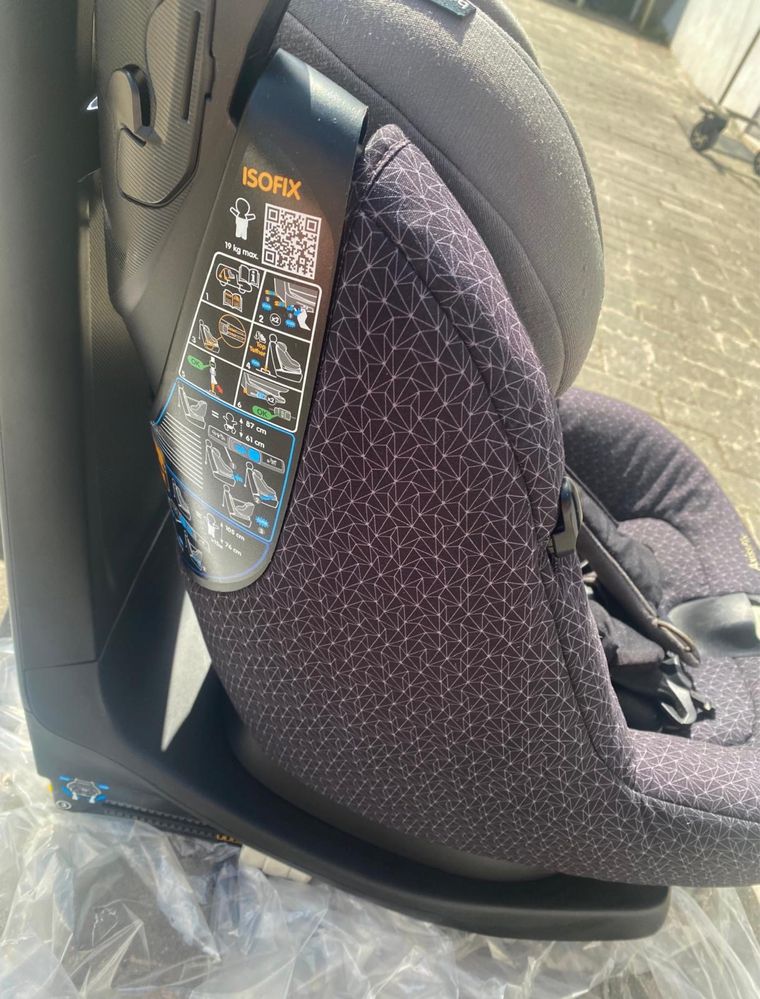 Cadeira auto bebeconfort. Isofix rotativa