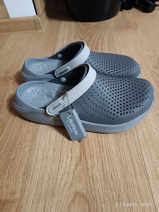 Klapki CROCS nowe szare męskie rozm.43