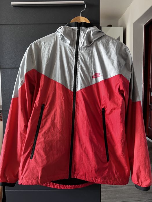 Куртка-вітрівка Nike