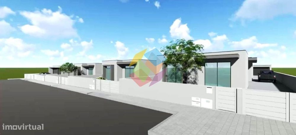 Moradia térrea isolada T3+1 em Arada