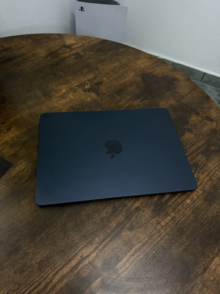 MacBook Air M2 8/256Gb