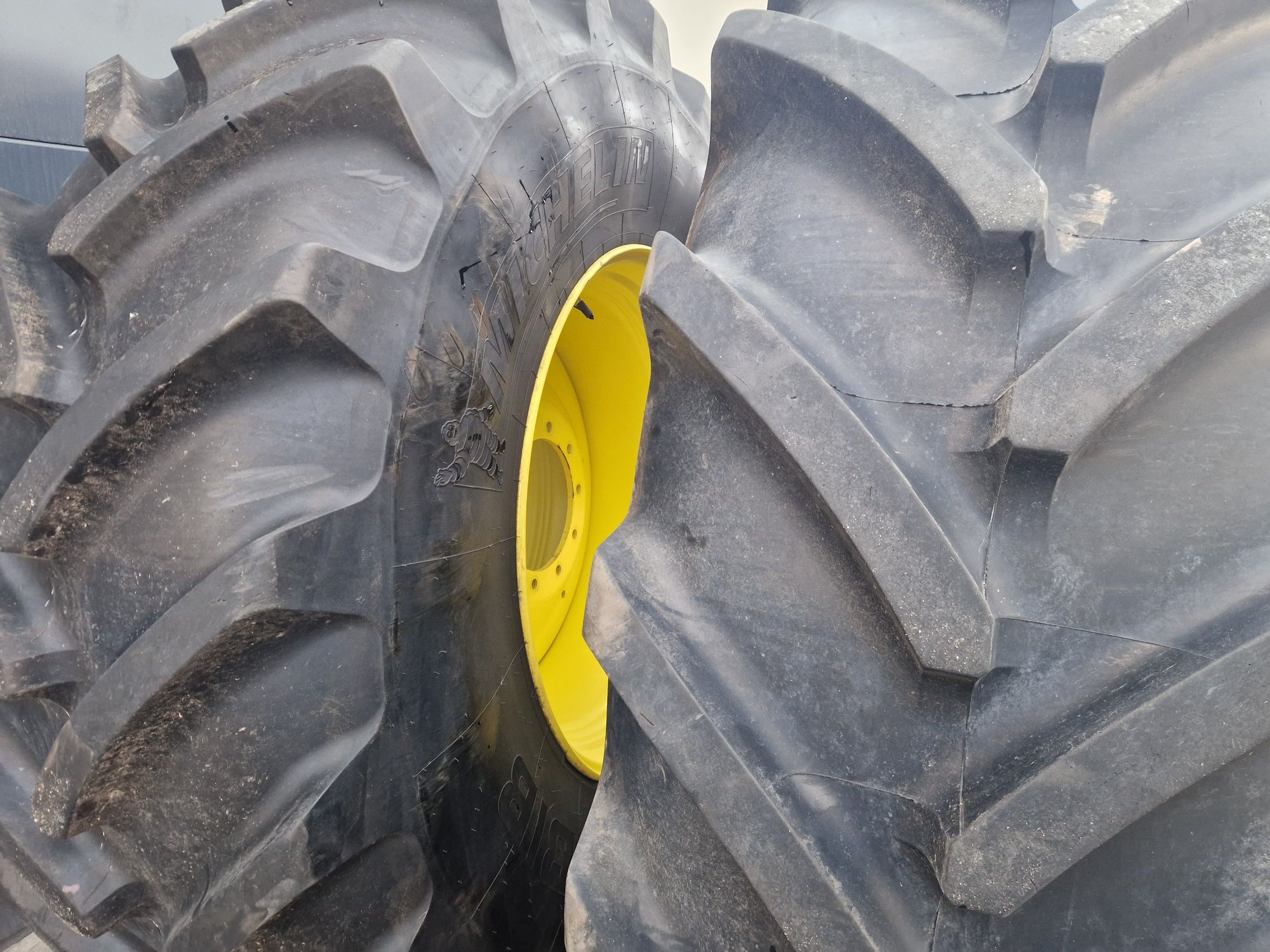 Koła John deere opona 650/85r38 Michelin MACHXBIB Felga 23x38
