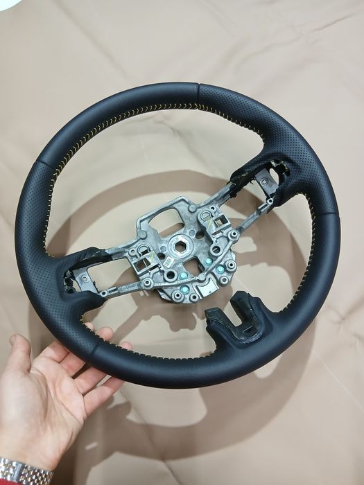 Продаю рулі на Форд Мустанг