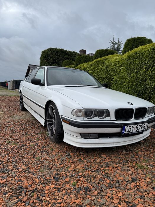 Bmw e38 V8 /Zamienie