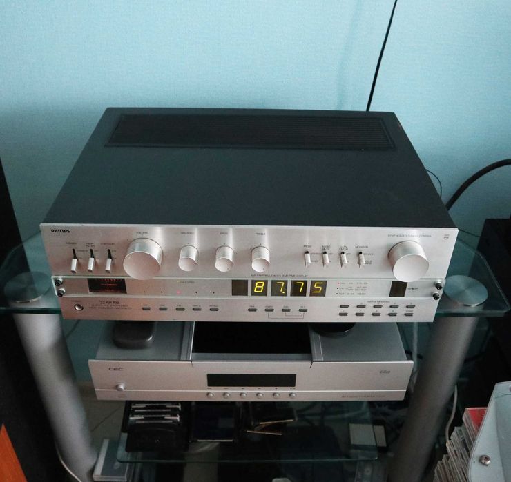 Усилитель ресивер Philips 22AH799  Голландия