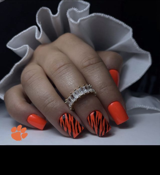 Paznokcie żelowe/hybrydowe