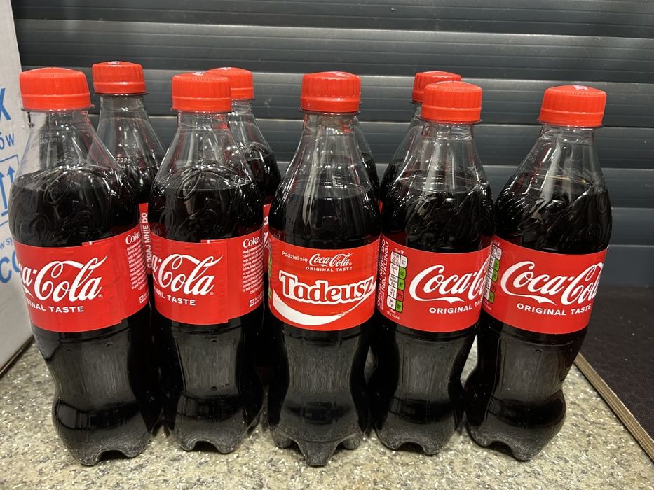 Cola, fuze  tea, woda, napoje 0,5 litra